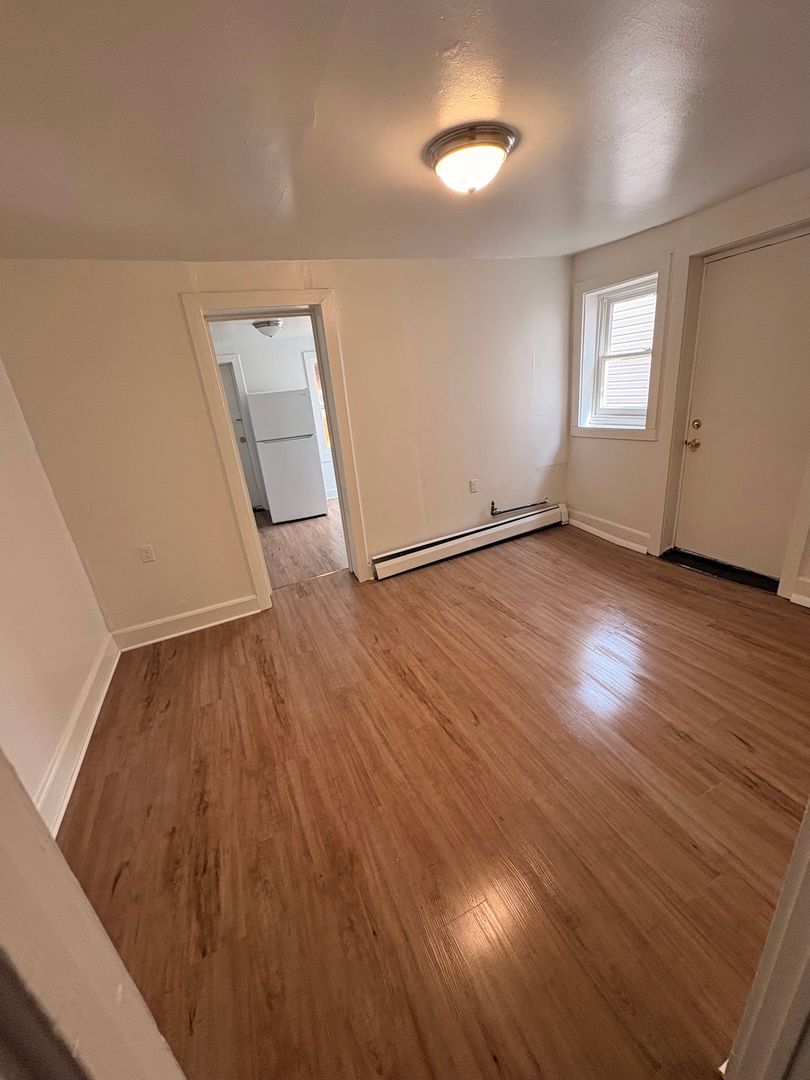 119 N Duke St unit 2 – photo 5