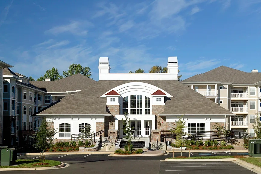 Stone Point Apartments – photo 2