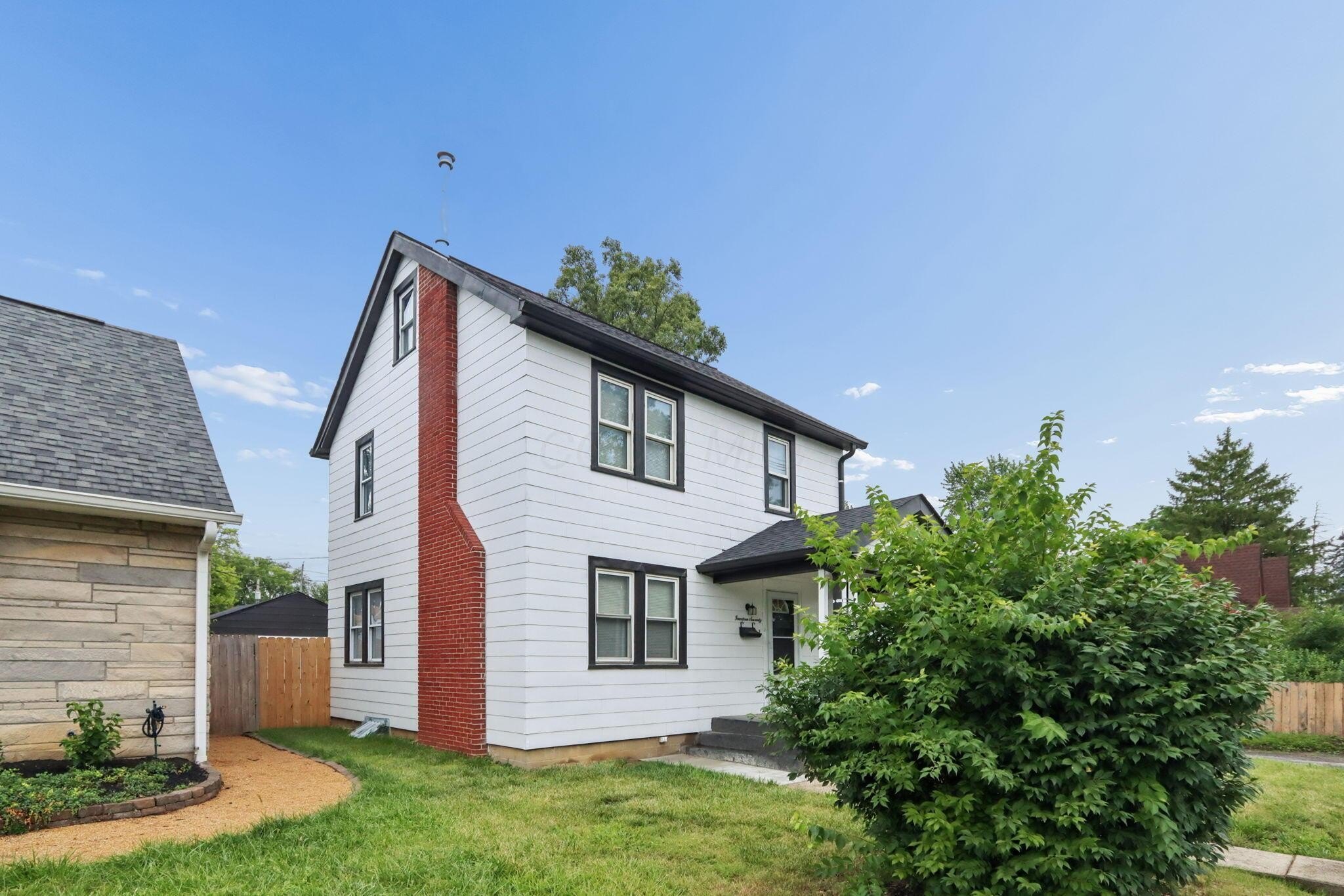 1470 E Weber Rd – photo 3