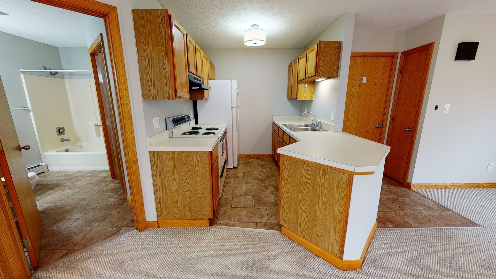 598 North St unit 1C – photo 1