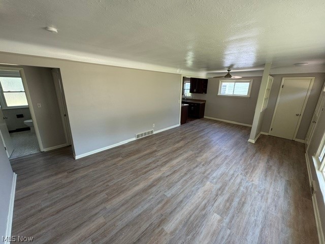 37317 Park Ave – photo 3