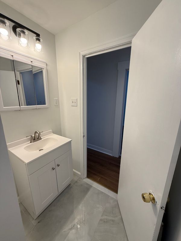 34 Fenner Ave unit 1 – photo 5