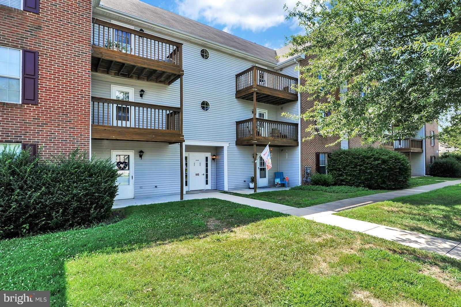 102 N Caroline Pl #201 – photo 1