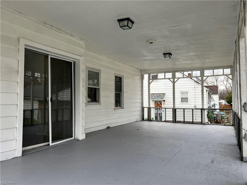 295 Grand Blvd – photo 3