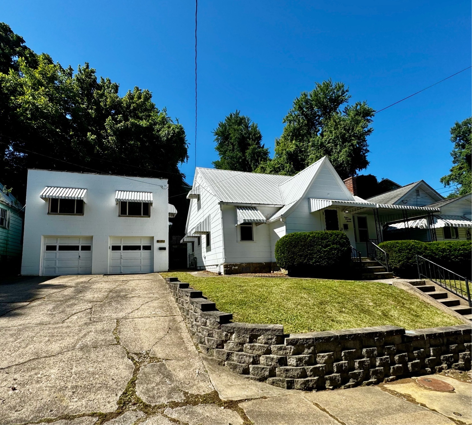 1279 26th St – photo 2