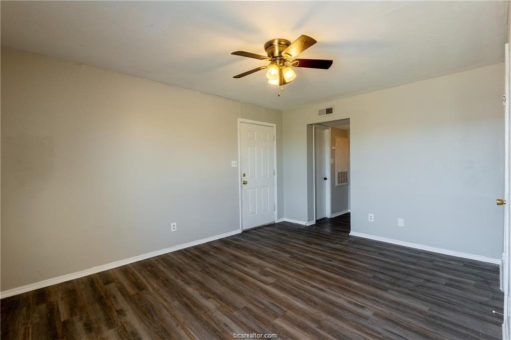 2706 Evergreen Cir #C – photo 4