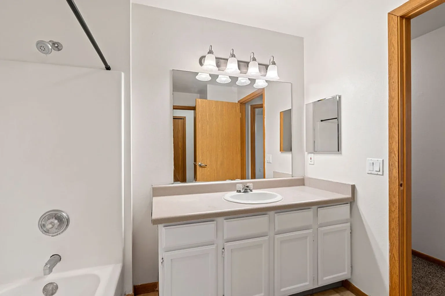 Chestnut Ridge Apartments – photo 1