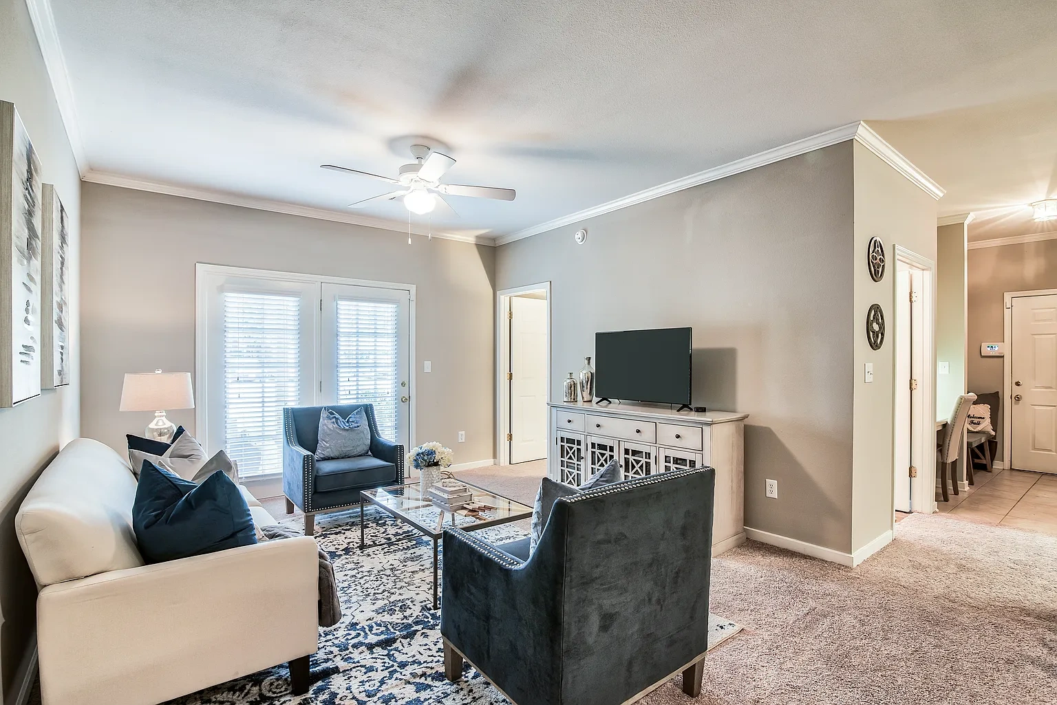 Cypress Lake Apartments – photo 4