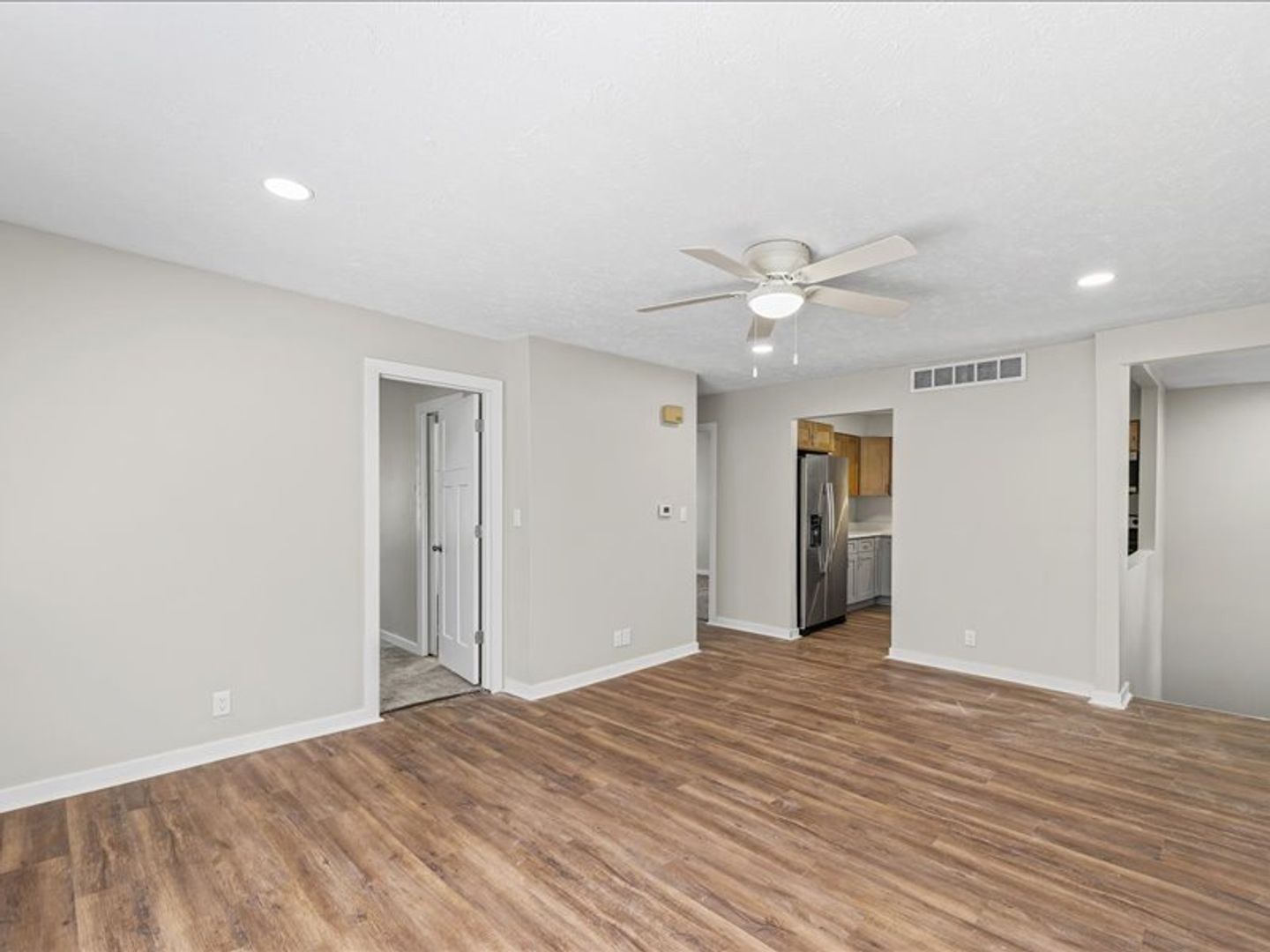 105 N Orr Dr unit B – photo 5