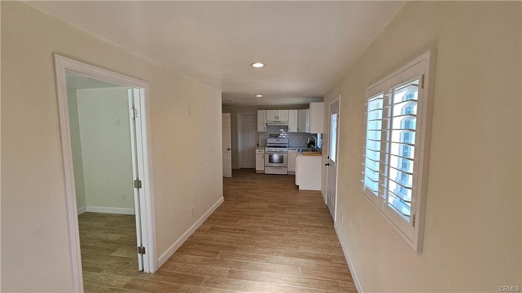 265 E M St – photo 3