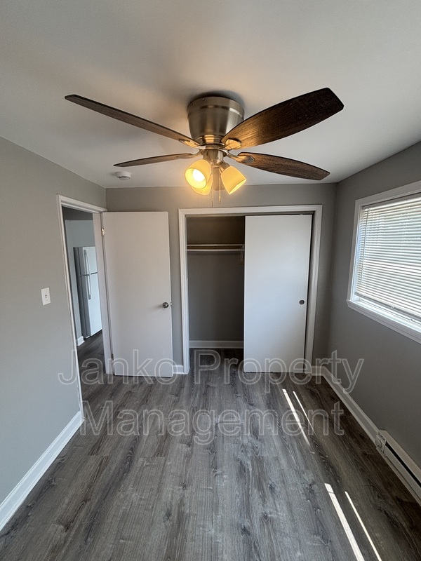 2123 W 119th St unit 12 – photo 4