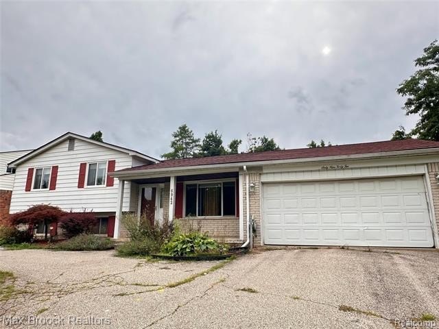 6942 Leslee Crest Dr – photo 1