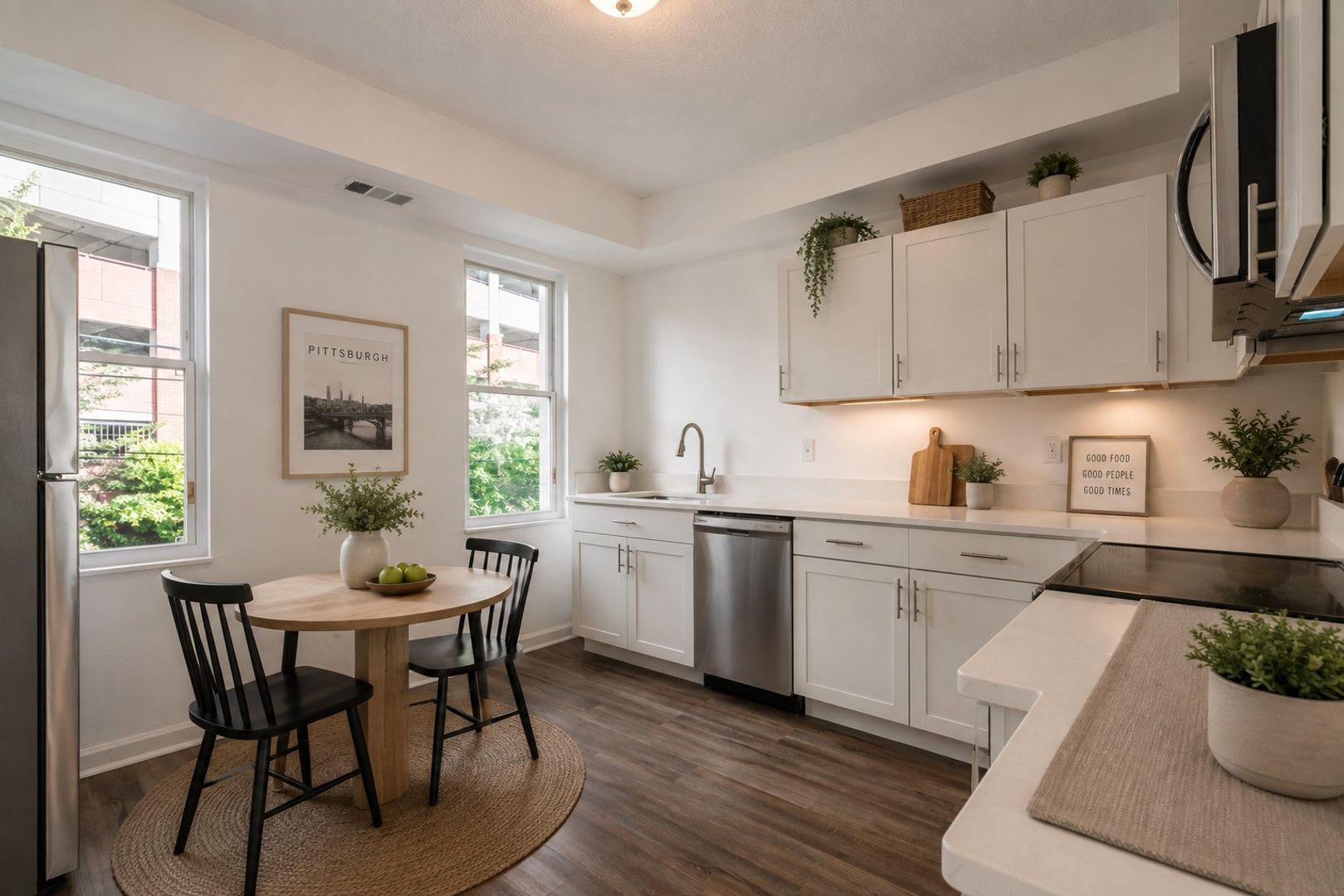 4415 Garwood Way unit 2 – photo 3
