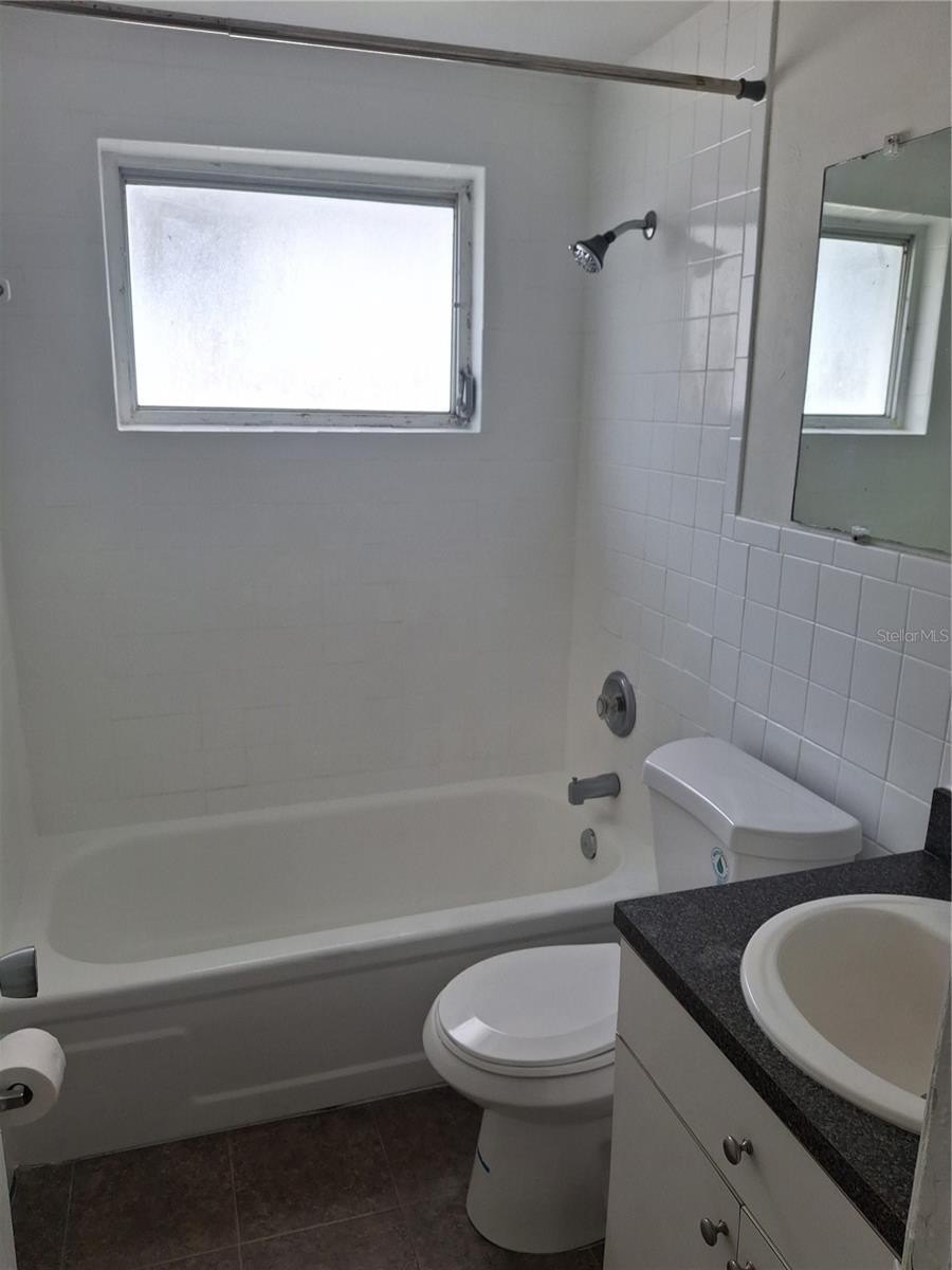 6229 Harrison St – photo 4