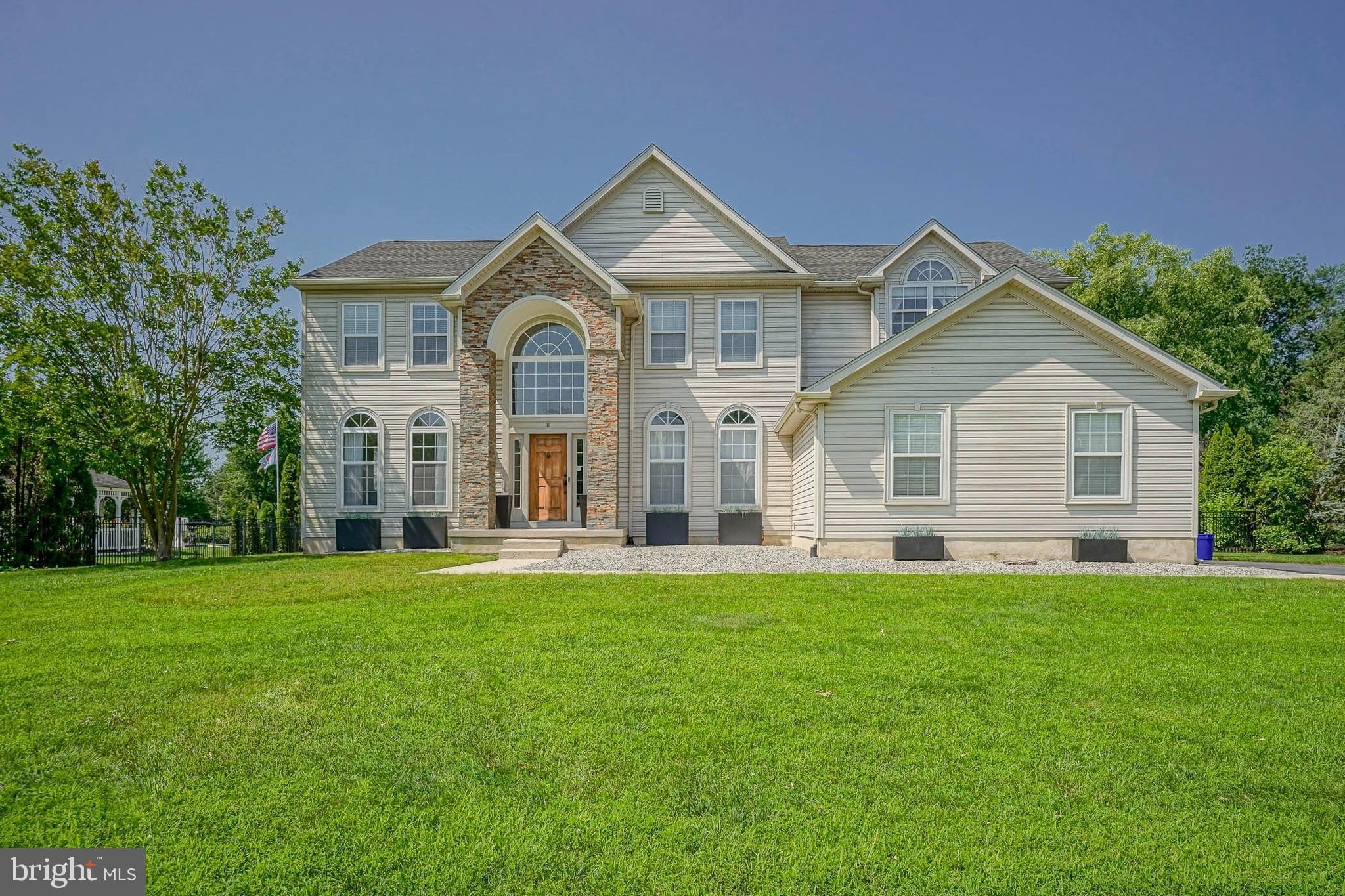 8 Wagon Rd – photo 1