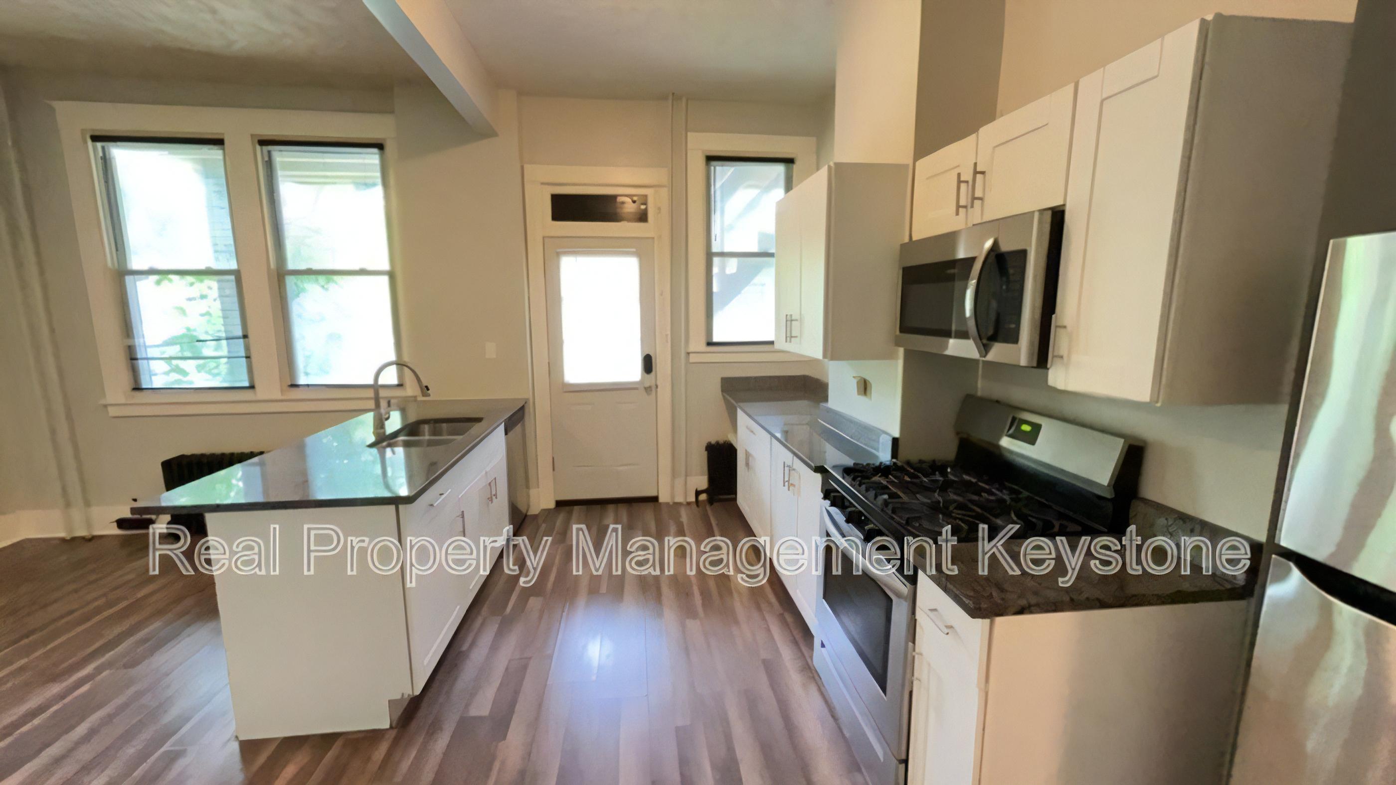 1247 Chartiers Ave unit 4 1ST – photo 1