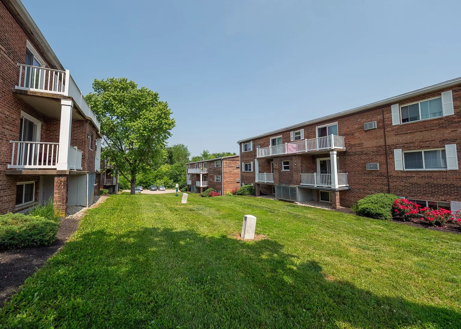 Allen Creek Apartments – photo 5