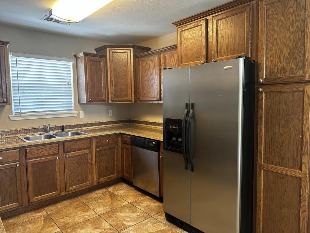 129 Enterprise Dr – photo 2