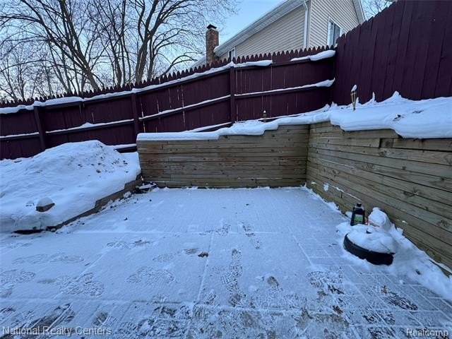 6219 Waterfront Dr – photo 2