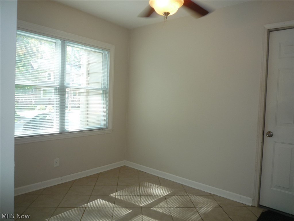 2827 Norwood St – photo 4