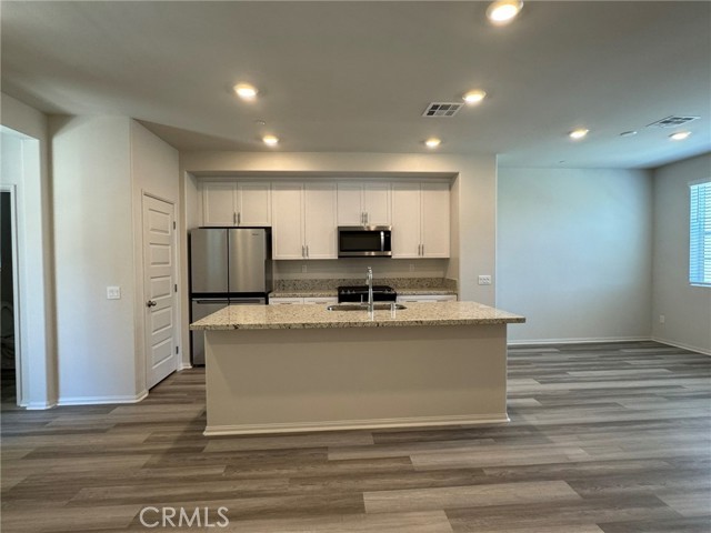 28094 Melrose Dr – photo 5