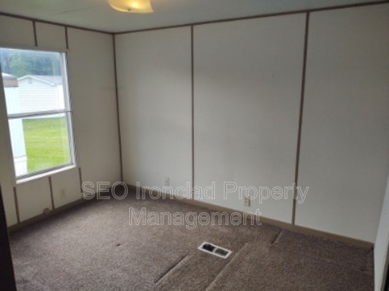 62846 Byesville Rd unit F – photo 5