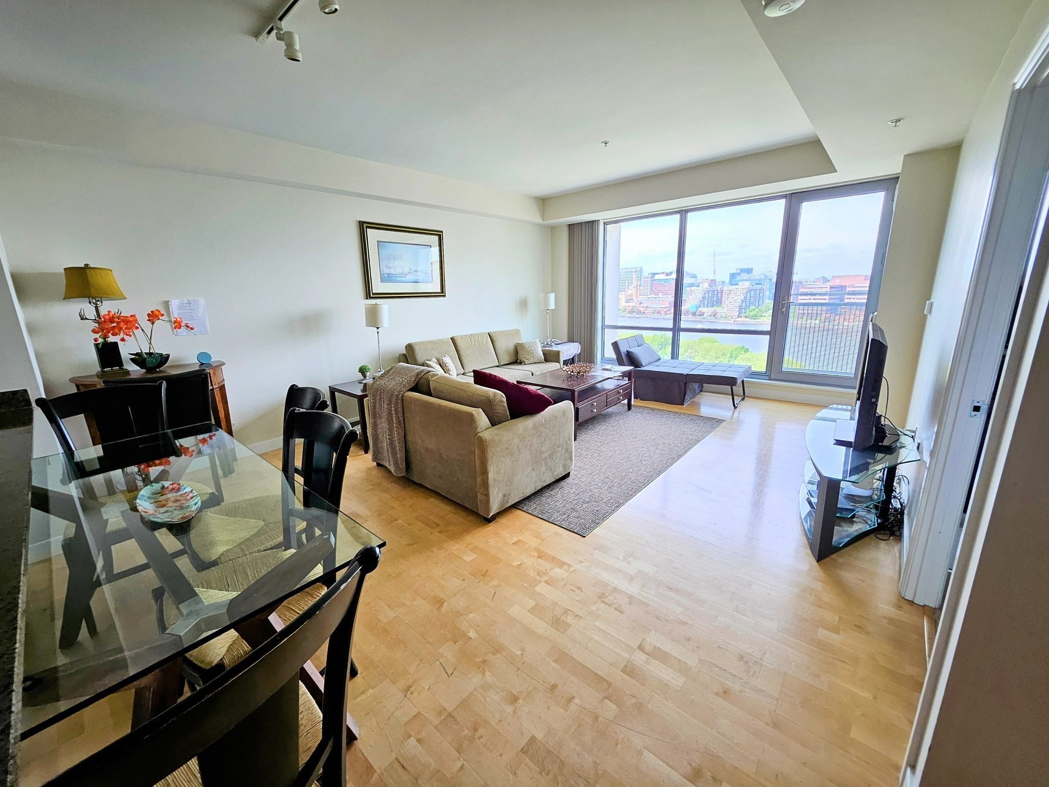 175 Blossom St unit 02 – photo 4
