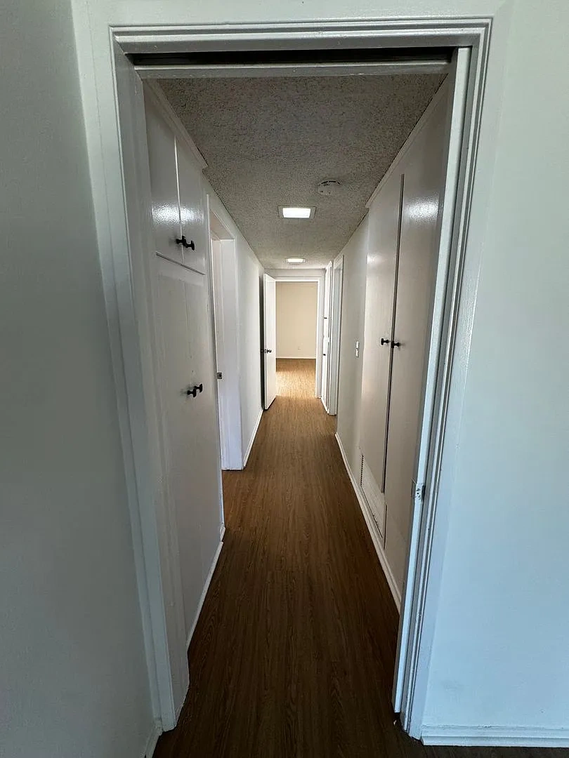 100 - Kimberly Apartments – photo 5