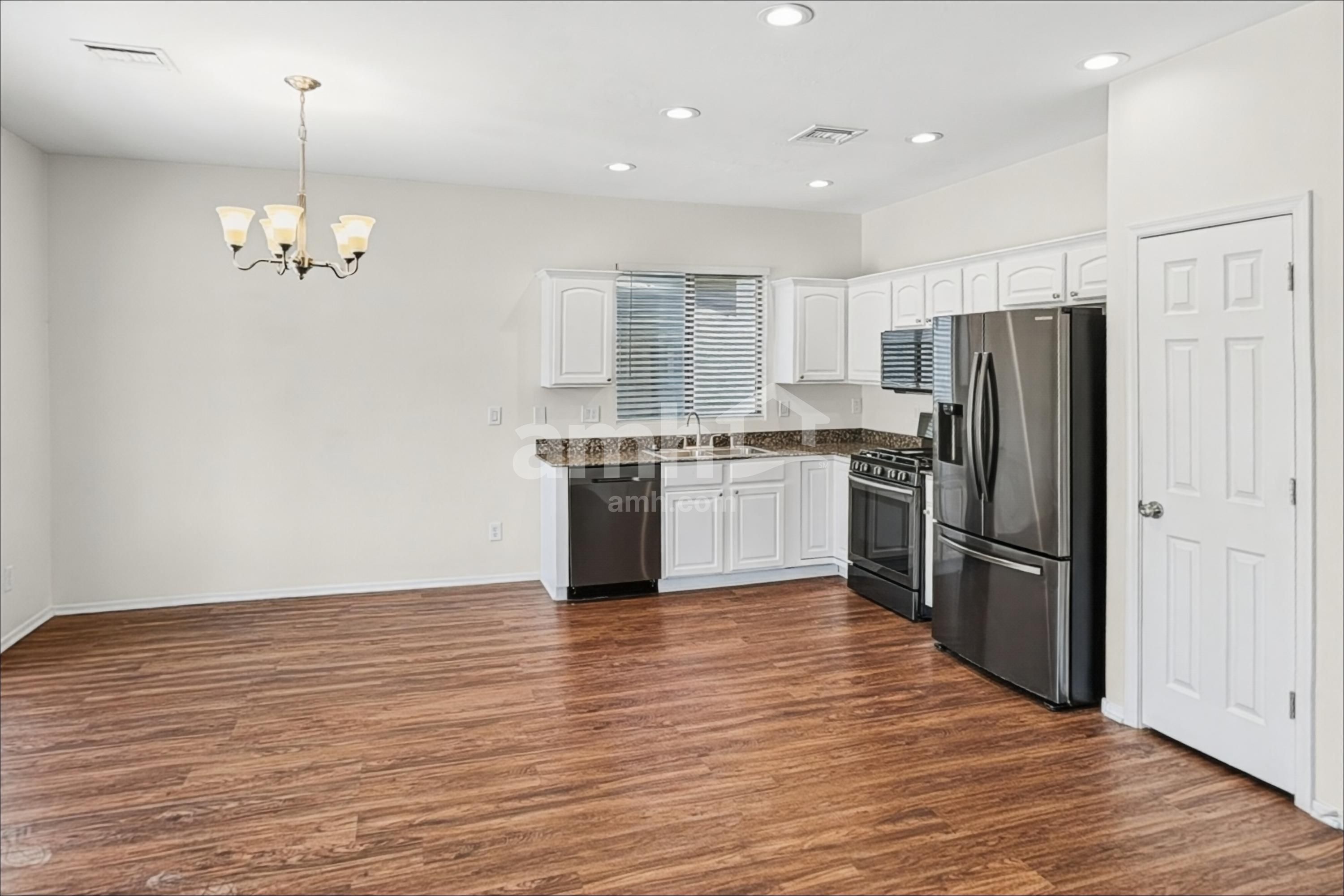 902 E Autumn Harvest Pl – photo 4