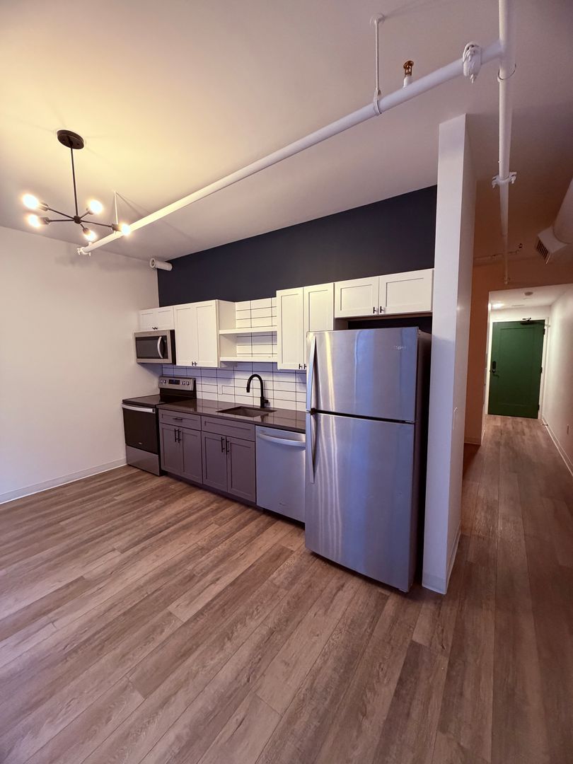1709 Fifth Ave unit Unit 601 – photo 3