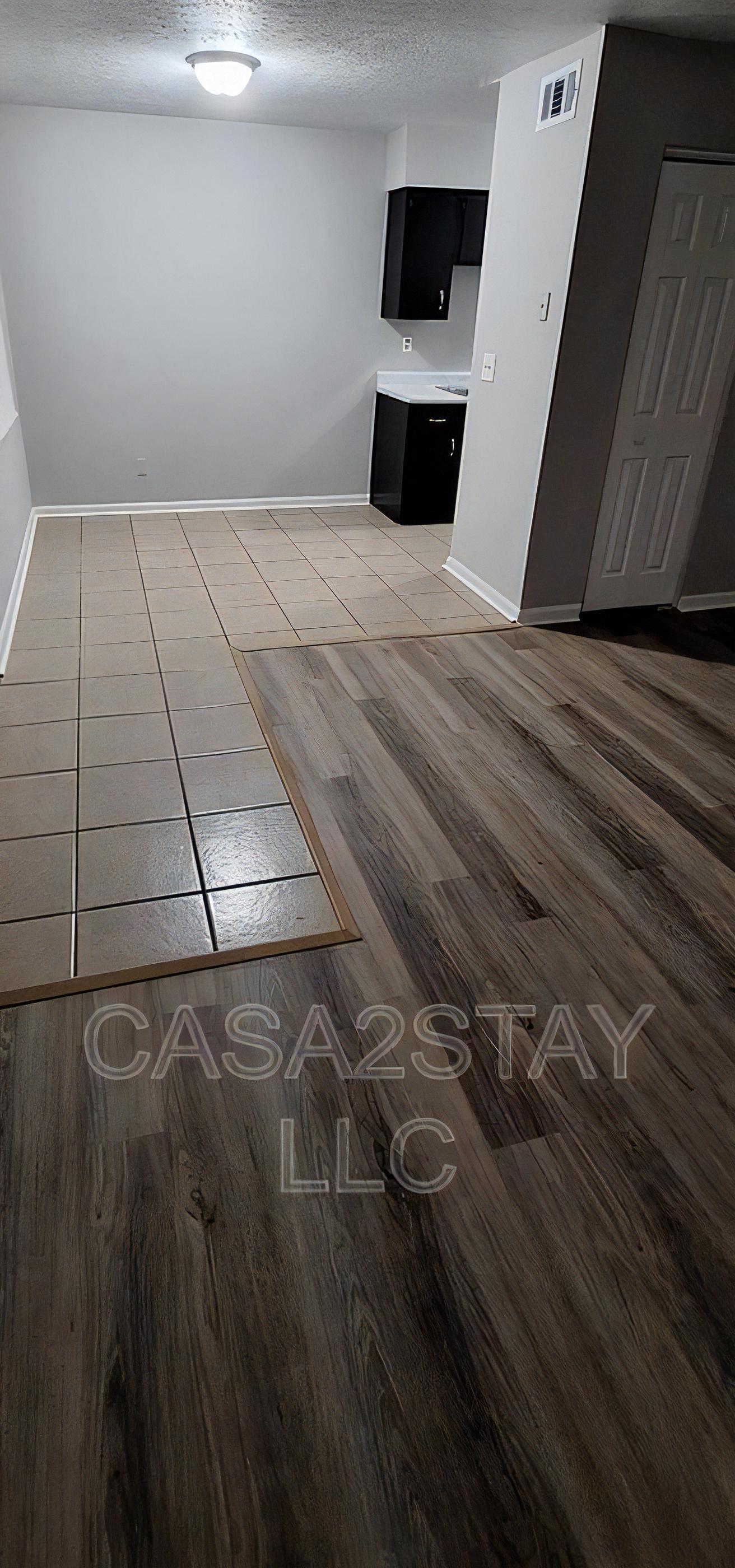 672 Knox Blvd unit 40 – photo 2