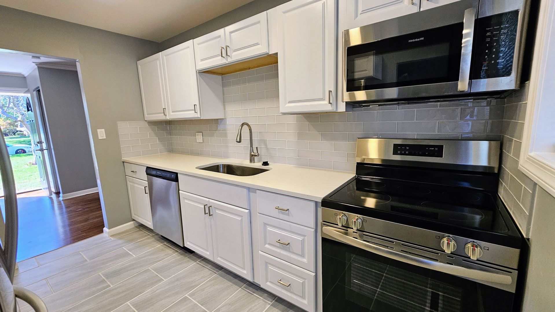 1168-1174 Eastfield Rd unit 1168 – photo 1