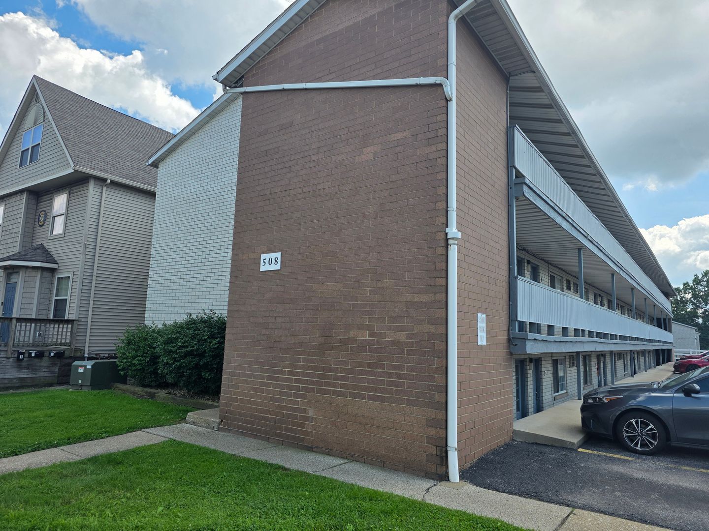 508 E Buchtel Ave unit 2C – photo 1