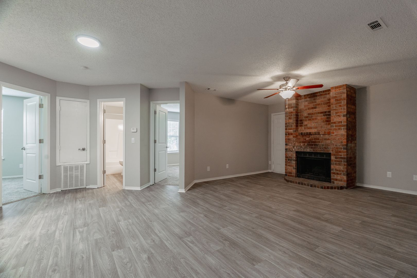 4616 W Patrick St unit 4616 – photo 2