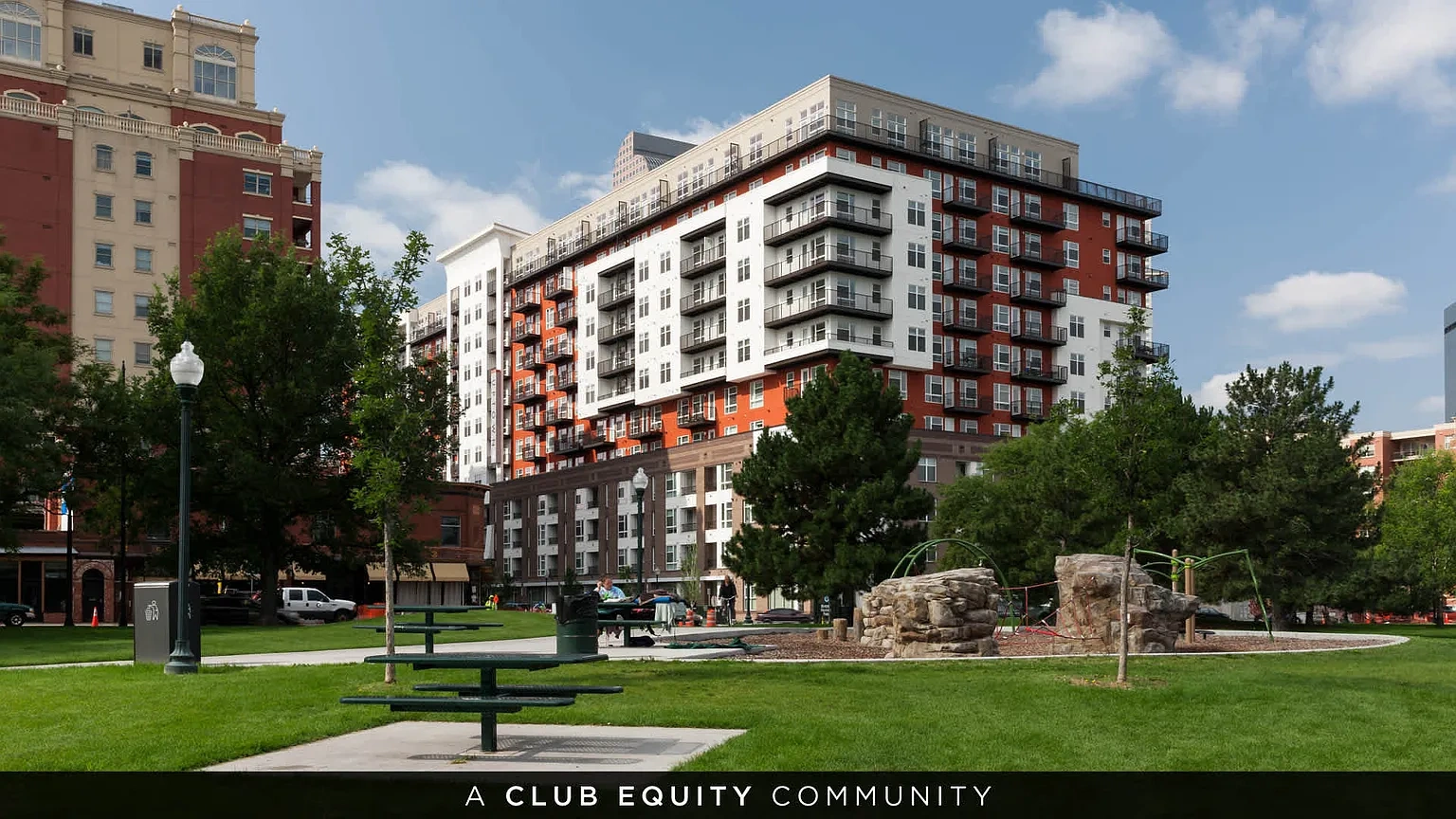 Radius Uptown – photo 3