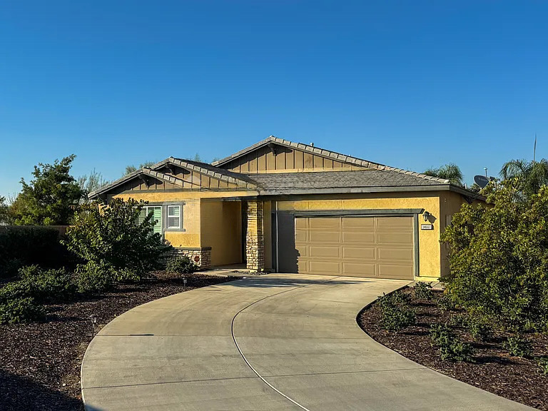 34667 Windrow Rd unit A1 – photo 1