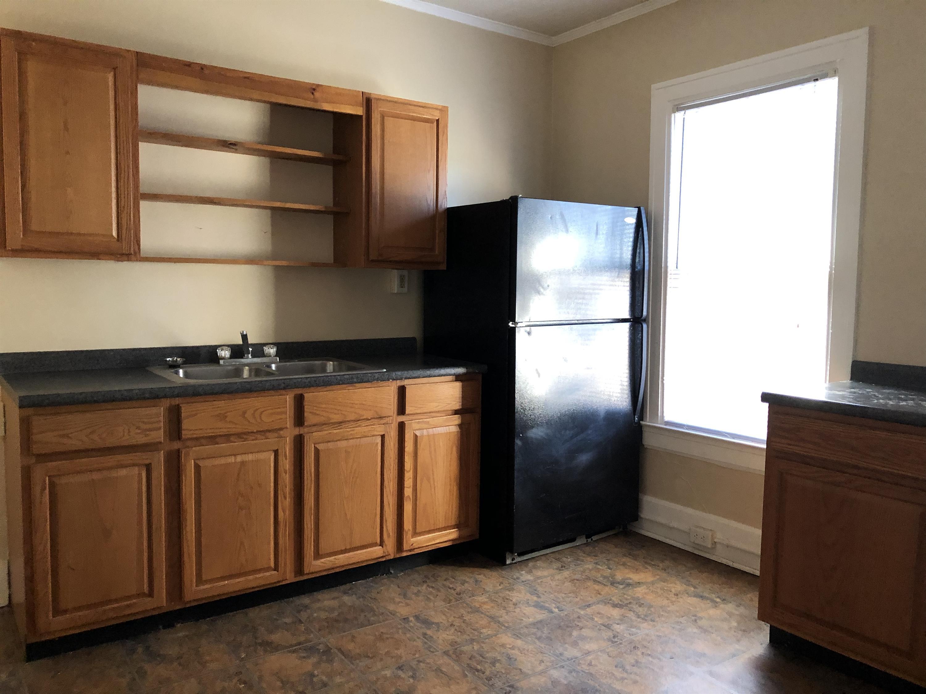 1211 8th St unit 3 – photo 2