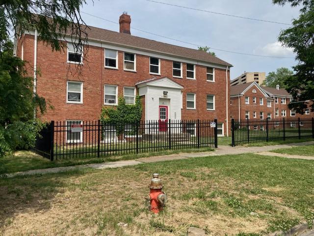1875 Forest Hills Blvd unit C7 – photo 1