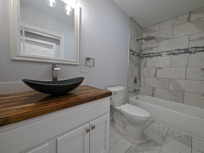 413 Jefferson St unit 13 – photo 3