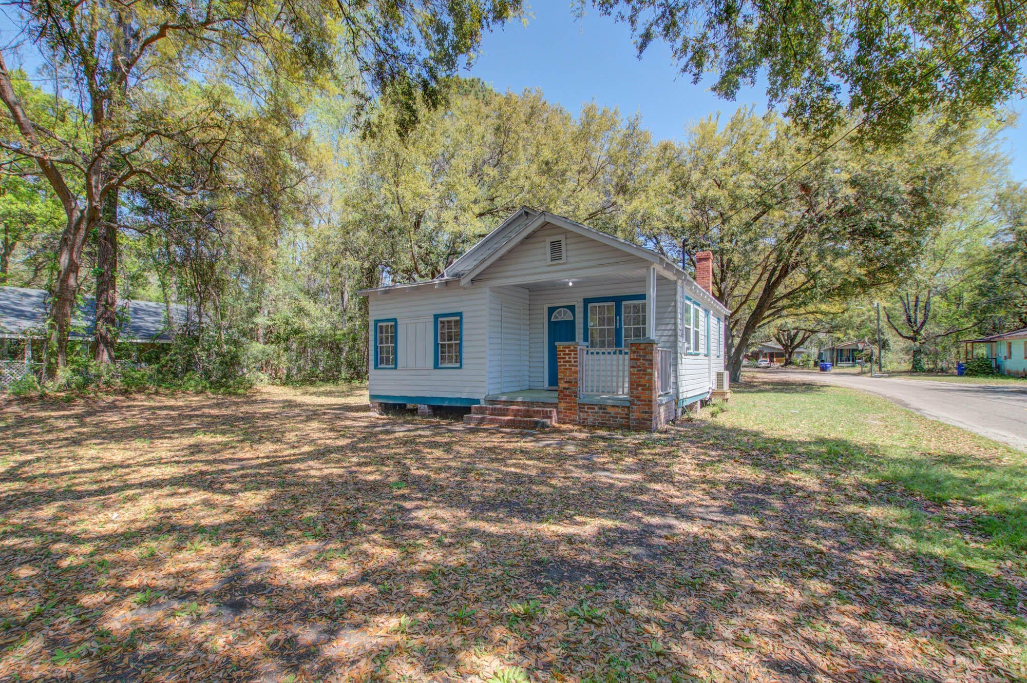 1840 Dillway St – photo 2