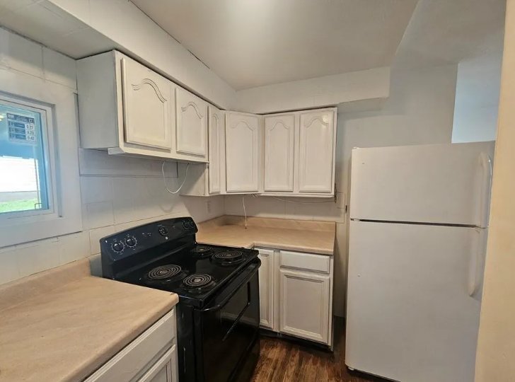 807 Hazlett Ave – photo 5