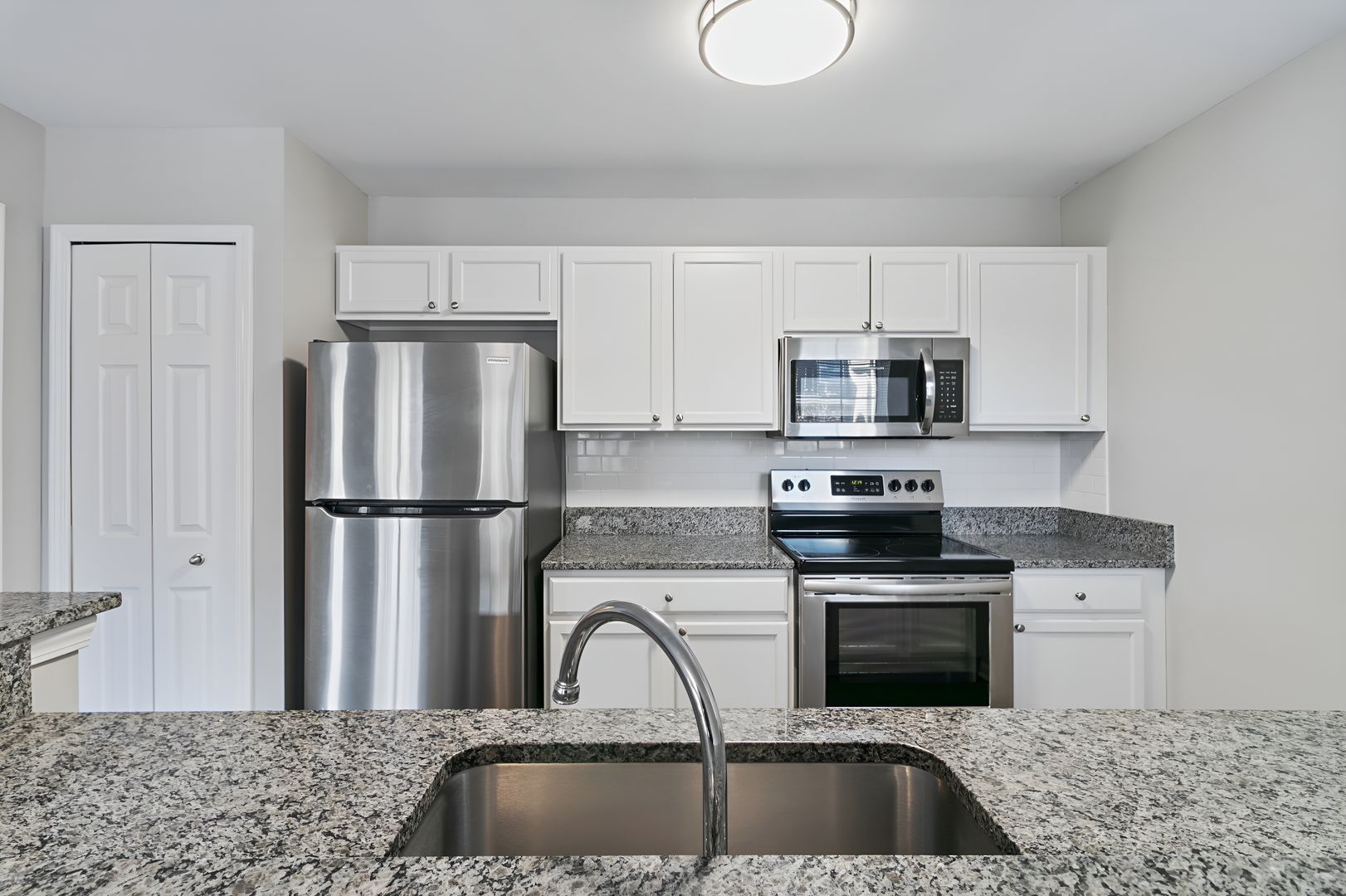 538 Napa Valley Dr – photo 3