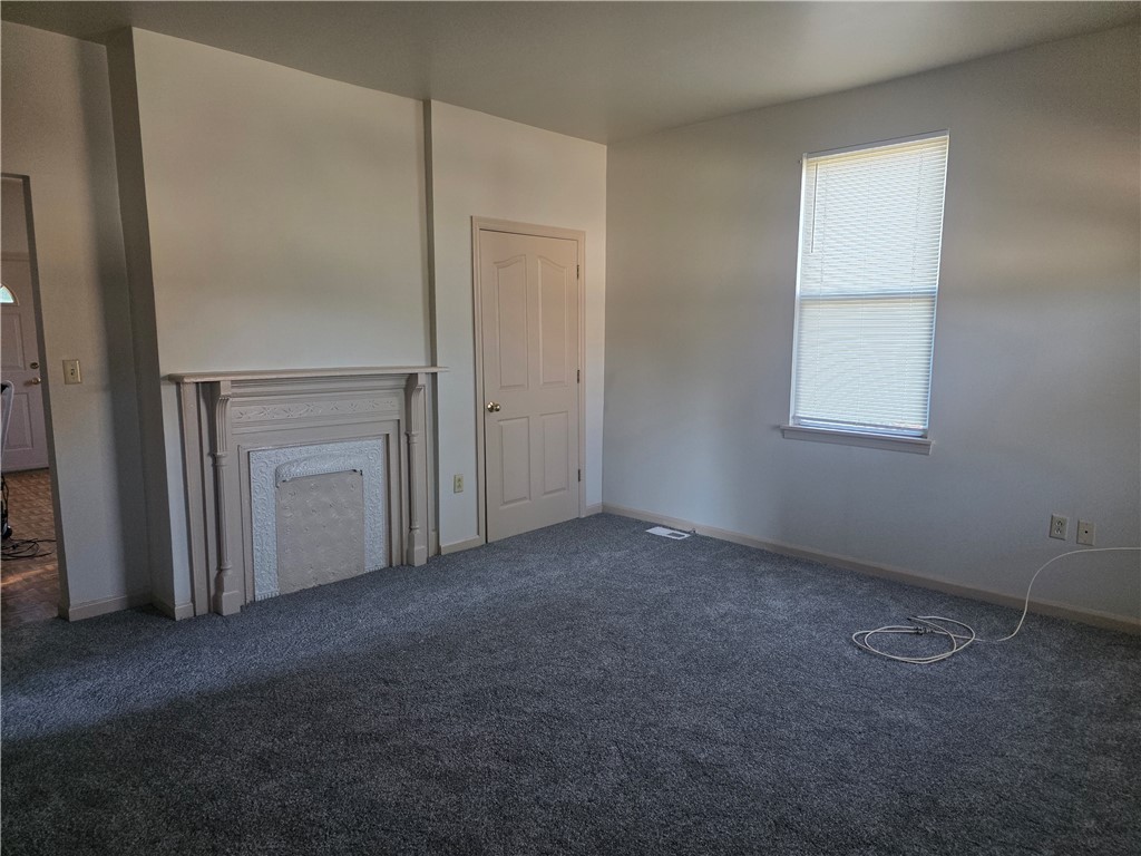 521 9th Ave – photo 5