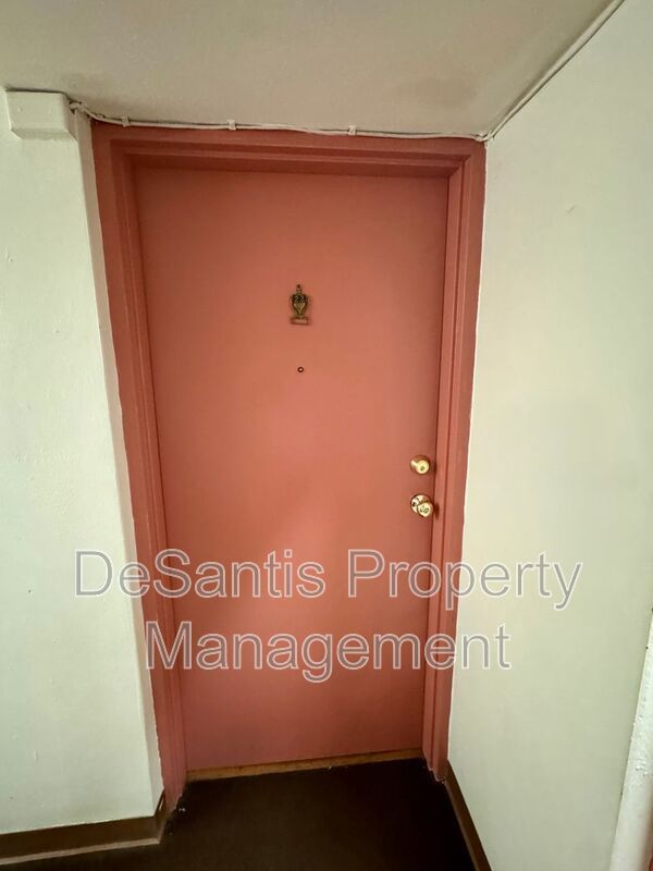 816 Perry Hwy unit 22 – photo 2
