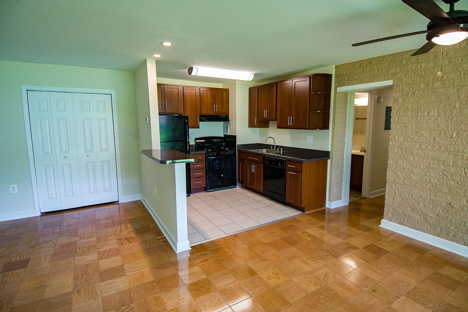 Heritage Park Apartments – Floor plan