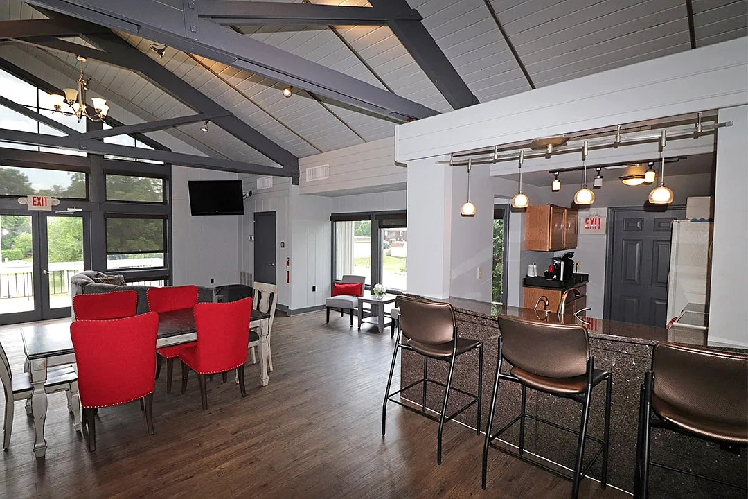 Spring Ridge Apartments – photo 4