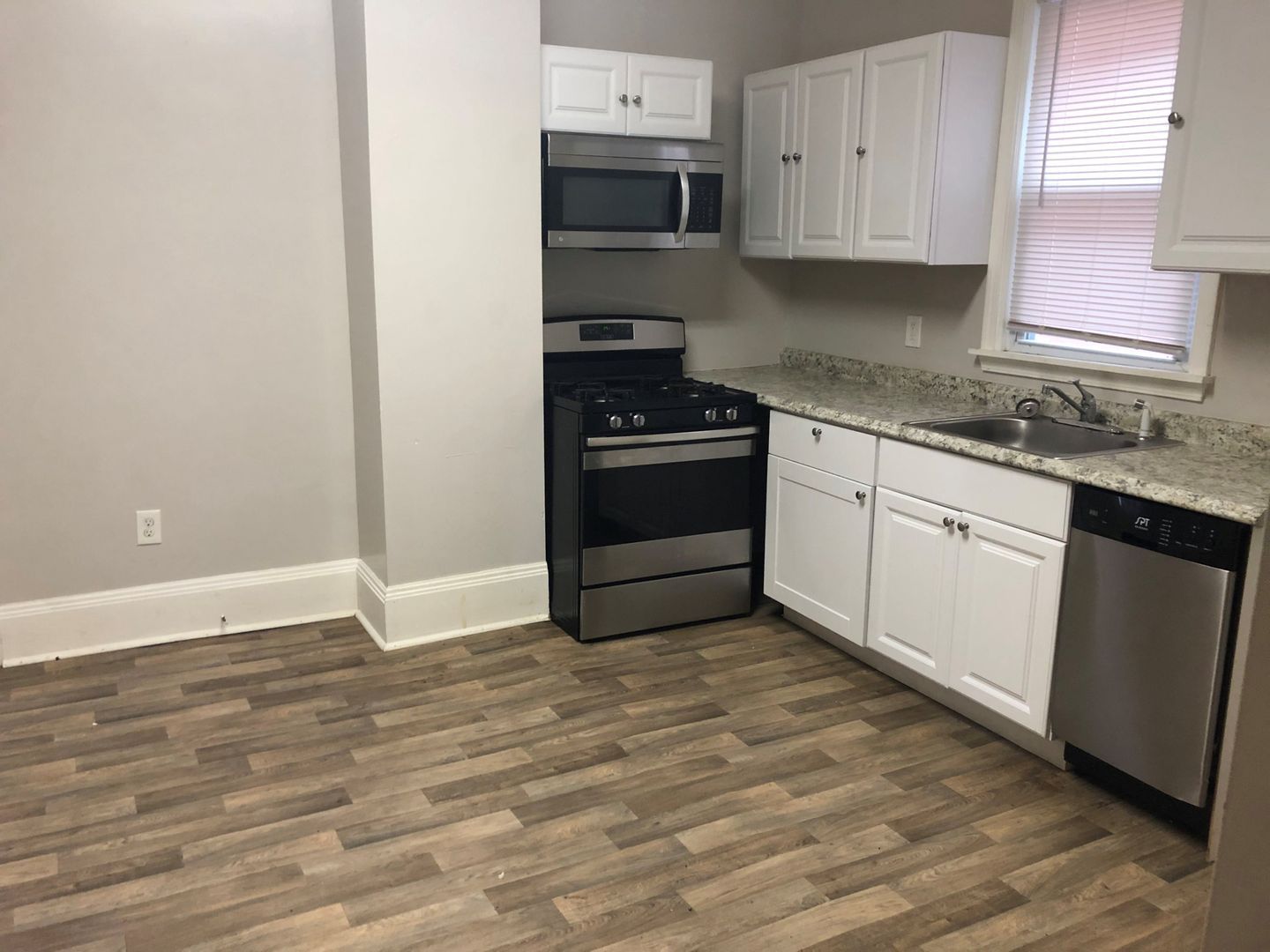 5501 Bridge Ave unit 5503 Bridge DOWN – photo 1