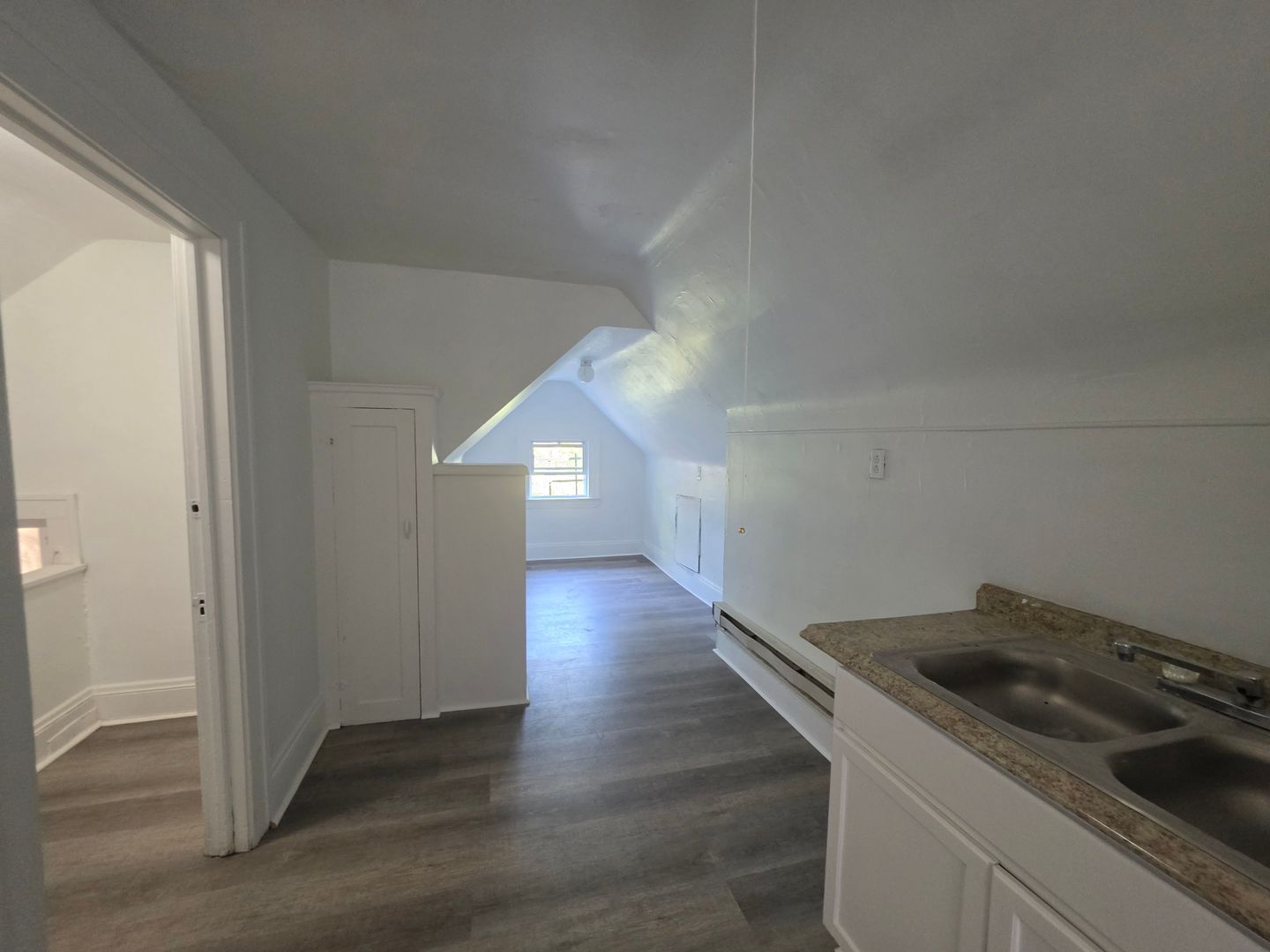 11419 Durant Ave unit Apartment #3 – photo 3