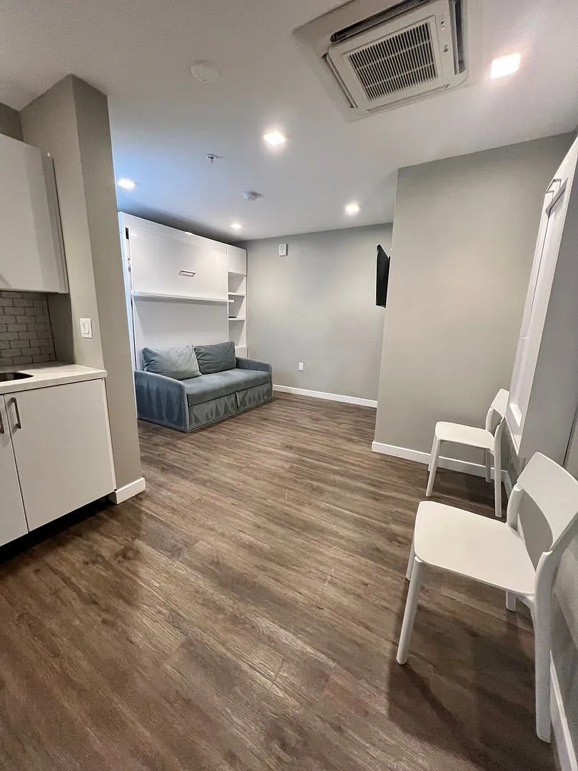 STUDIOS435 – Floor plan
