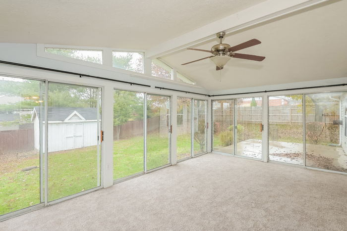 6460 Calloway Ct – photo 5